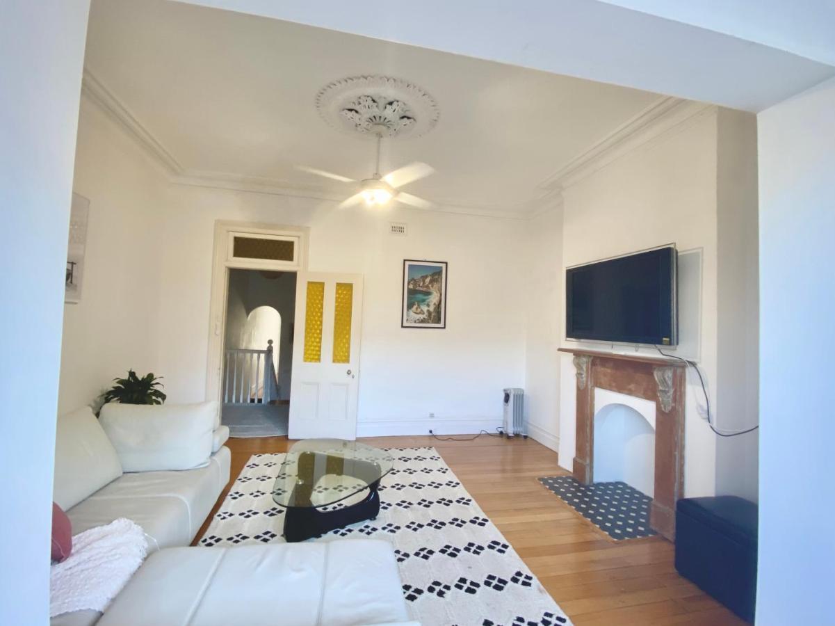 Sunny Apartment In Surry Hills Сідней Екстер'єр фото