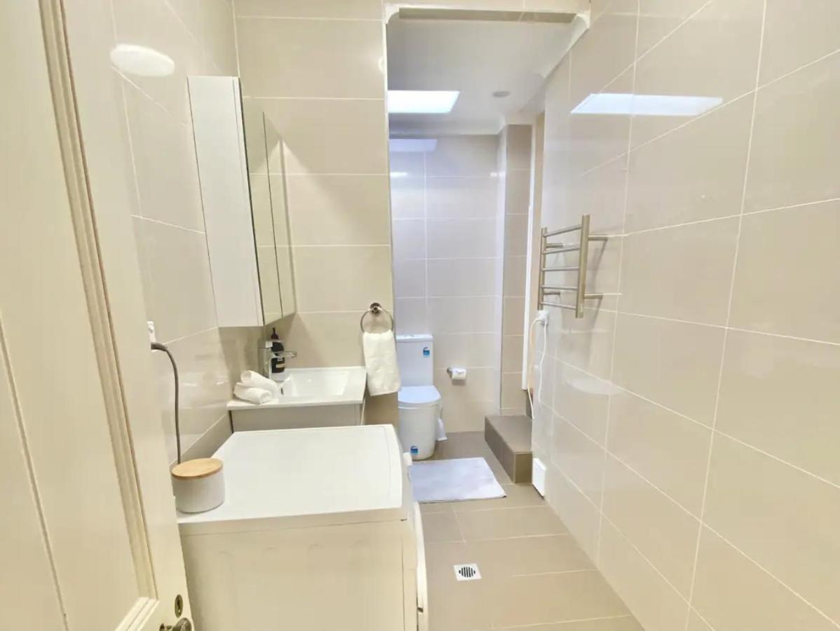 Sunny Apartment In Surry Hills Сідней Екстер'єр фото